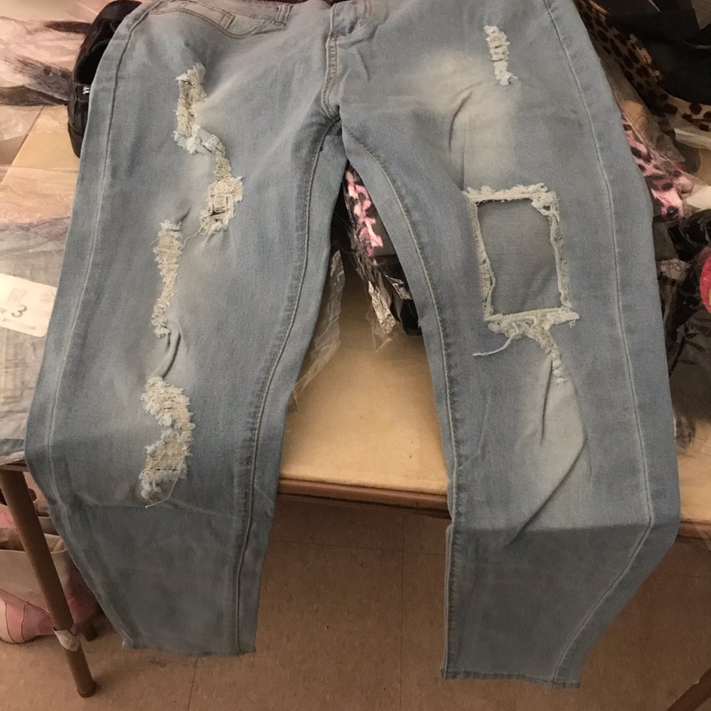 New Ripped jeans - Picture 3 of 3